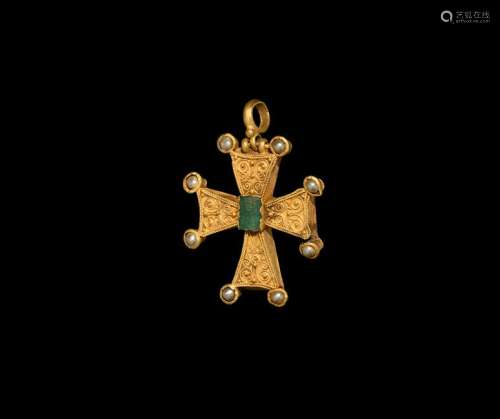 Post Medieval Gold Cross Pendant with Pearl