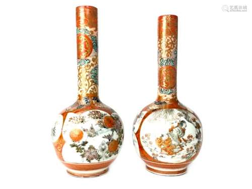 A PAIR OF EARLY 20TH CENTURY JAPANESE KUTANI VASES