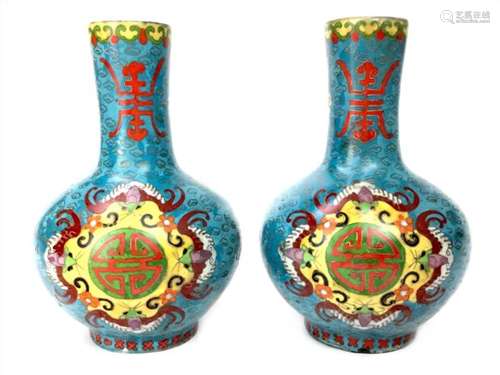 A PAIR OF CHINESE CLOISONNE VASES