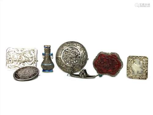 A CHINESE SILVER AND JADE BROOCH AND OTHER BROOCHES AND ITEMS