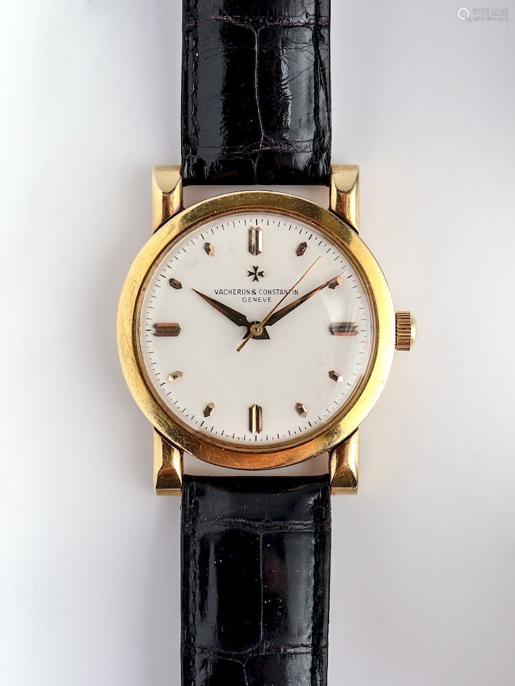 yellow gold wristwatch, mechanical winding, dial with lozenge