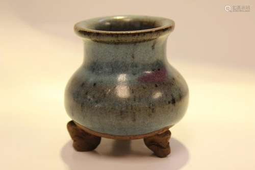 Yuan Chinese Jun Ware Tripot Censer