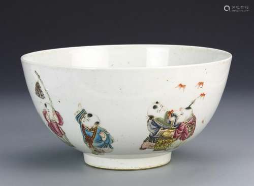 19th C. famille rose bowl