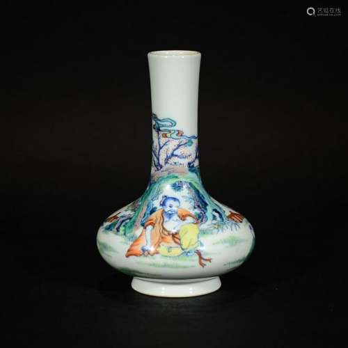 CHINESE DOUCAI FIGURAL VASE