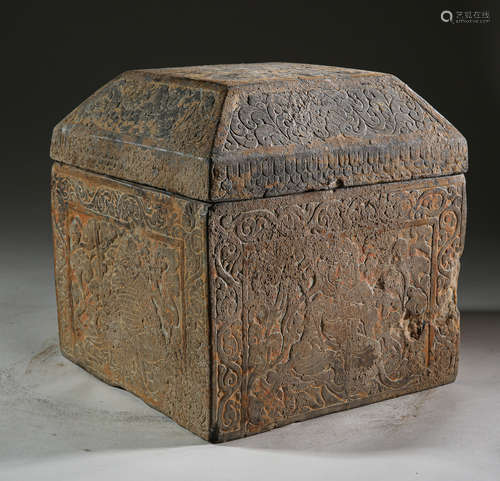 ANCIENT CHINESE STONE BOX