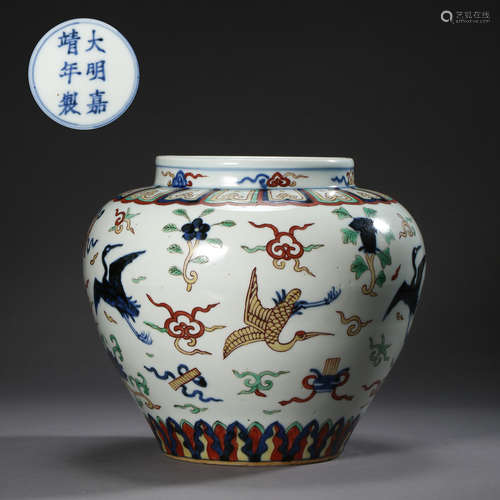 CHINESE BLUE AND WHITE PORCELAIN POT