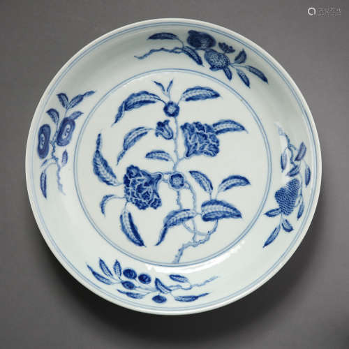 ANCIENT CHINESE BLUE AND WHITE PORCELAIN PLATE