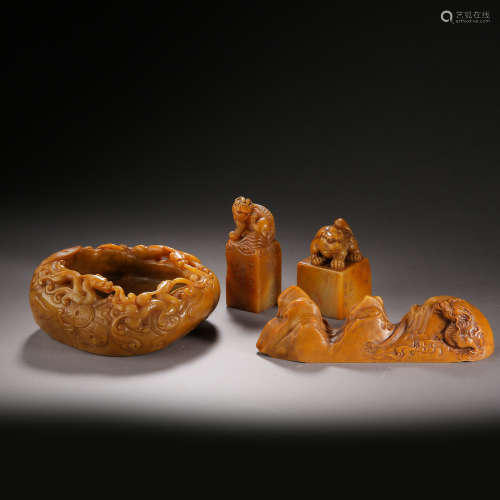 A SET OF CHINESE TIANHUANG STONE STUDY SEALS