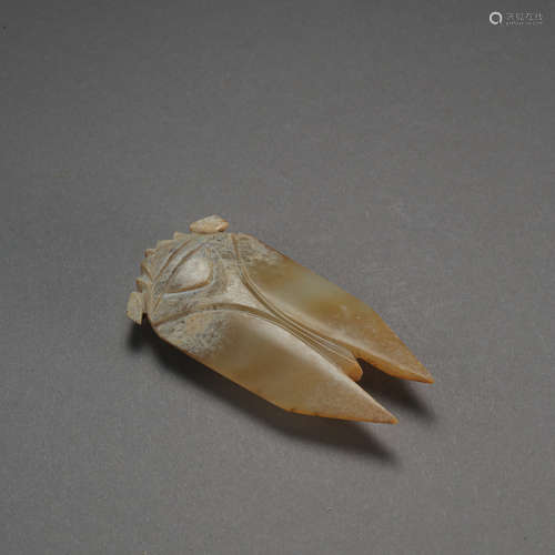 ANCIENT CHINESE CARVED HETIAN JADE SILKWORM