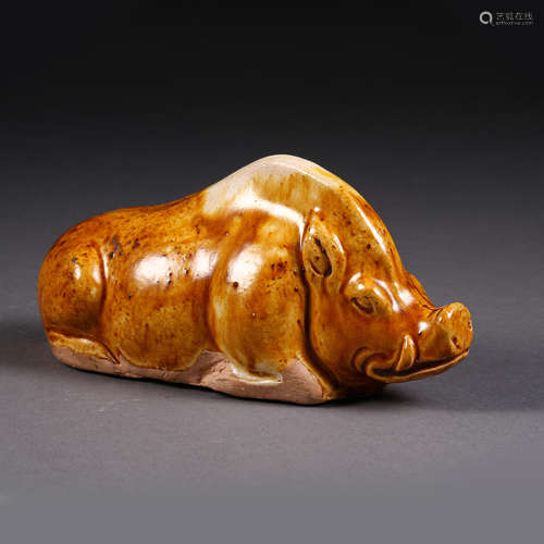 ANCIENT CHINESE YELLOW GLAZED POTTERY PIG