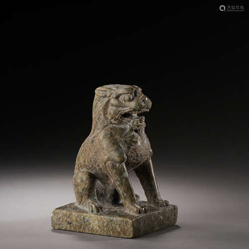 ANCIENT CHINESE CARVED STONE LION