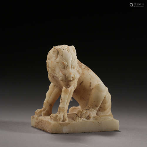 ANCIENT CHINESE CARVED STONE LION