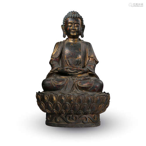 ANCIENT CHINESE CARVED GILT BRONZE BUDDHA STATUE