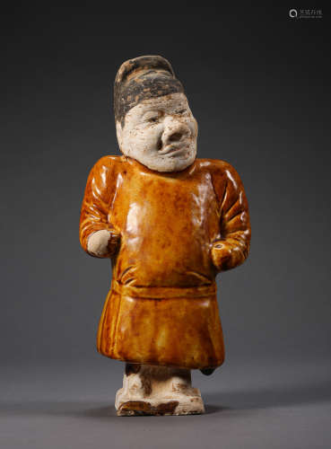 ANCIENT CHINESE TRI-COLORED PORCELAIN HUMAN FIGURE