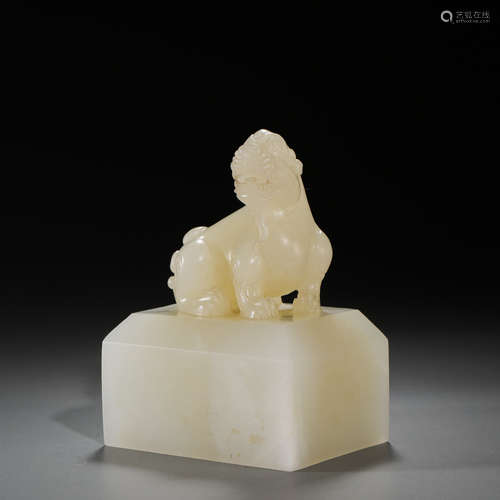 ANCIENT CHINESE HETIAN JADE SEAL