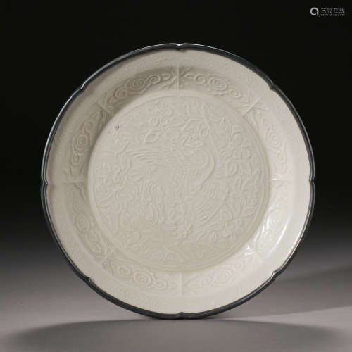 ANCIENT CHINESE PORCELAIN DING YAO KILN FLOWER PLATE