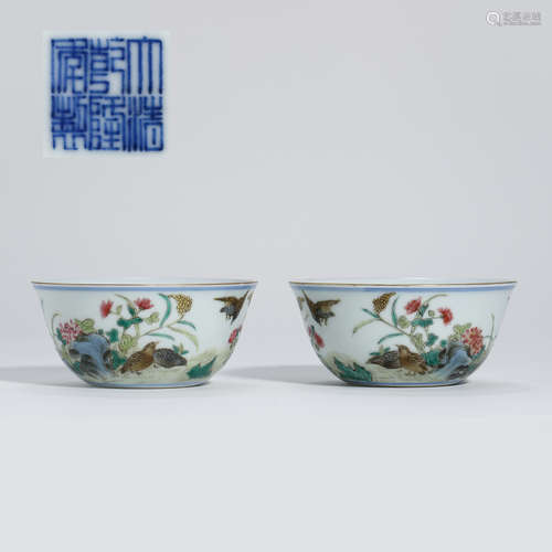 A PAIR OF ANCIENT CHINESE BLUE AND WHITE PORCELAIN CUPS