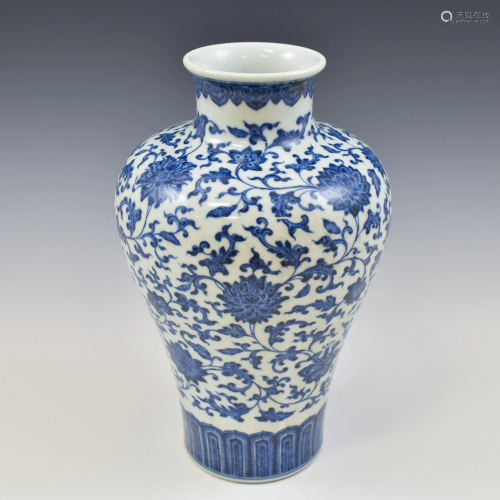 QIANLONG BLUE & WHITE WRAPPED FLORAL MEI…