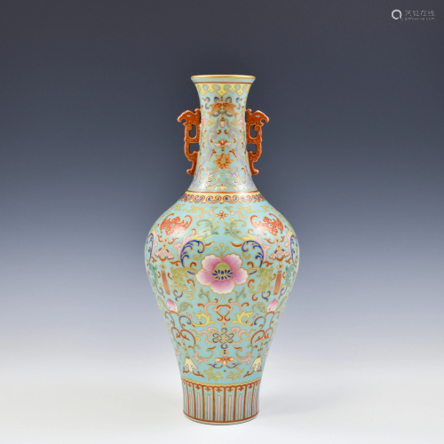 QIANLONG FAMILLE ROSE & GILT FLOWER AMPH…