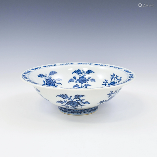 YONGZHENG BLUE & WHITE FLORAL BOWL