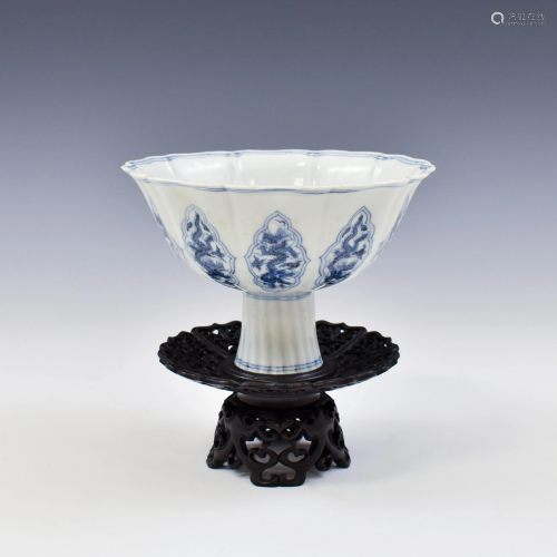 XUANDE LOBBED FLORI-FORM HIGH BOWL ON STAND