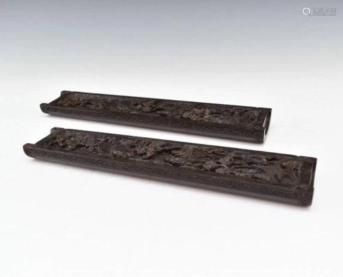 PAIR OF CHINESE CARVED ZITAN PAPER WEIGH…