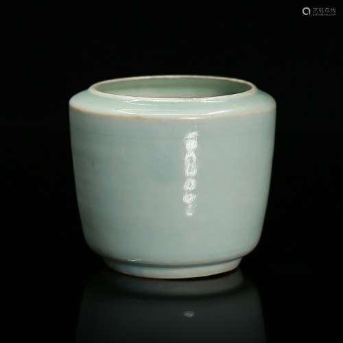 A Tianbai Glazed Jar