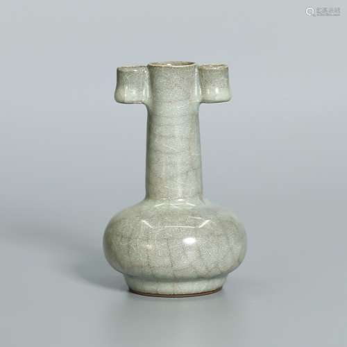 A Guan Type Vase