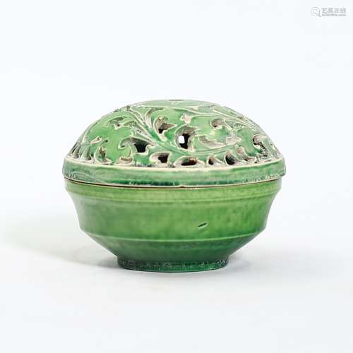 Dang Yang Yu Jacquard Hollow Incent Burner in Green Glaze