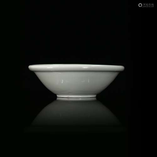 Xing Kiln Jade Base Bowl With (Written Ying ) in White Glaze