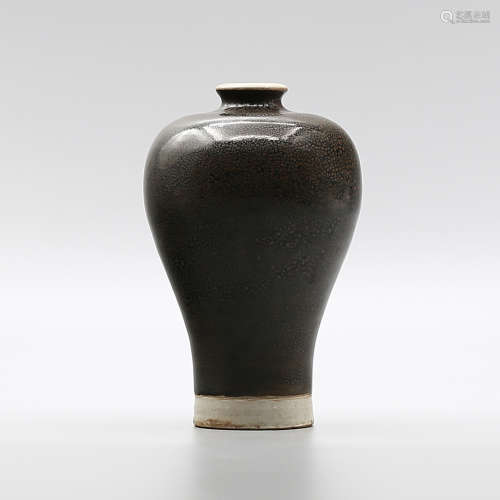 Dang Yang Yu Kiln May Bottle With Oil Drop Pattern in Black Glaze