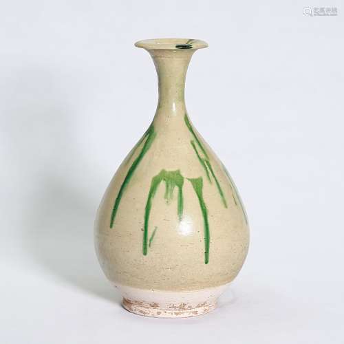 Gong Xian Kiln Green Liquor Bottle in Yellow Glaze