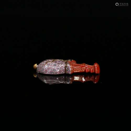 (Qian Long Era)Snuff Bottle in Colorful Musical Instrument Shape.