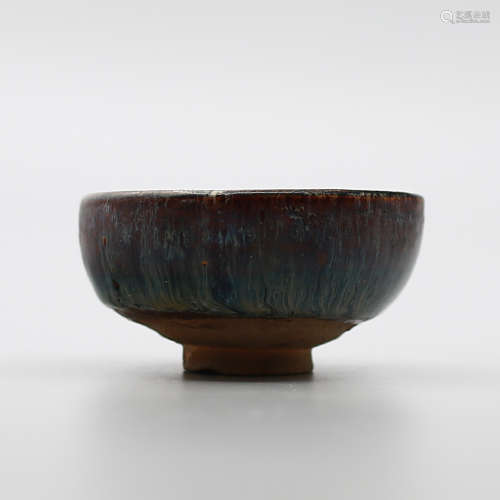 Ji Kiln small Bowl in Transmuted Glaze.