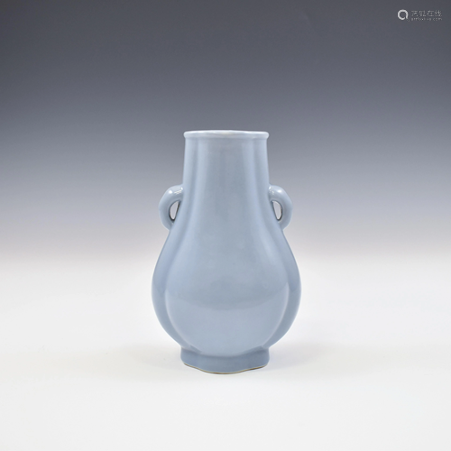 QIANLONG DOUQING ZUN VASE