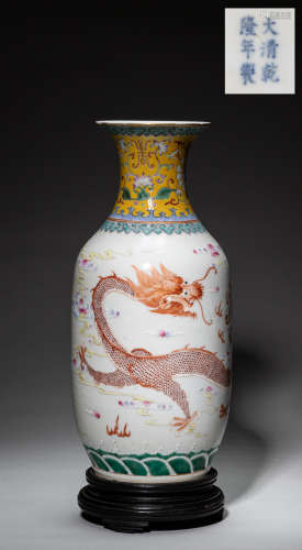 19th Chinese Antique Rose Famille Porcelain Vase