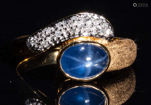Blue Star Sapphire Diamond 14K Yellow Gold Ring