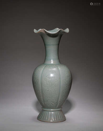 Repaired 17-18th Joseon Korean Antique Celadon Vase