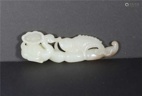 A Carved White Jade Pendant Qing Dynasty