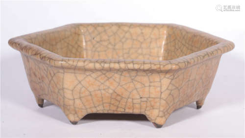 A Ge Type Hexagonal Washer Qianlong Period