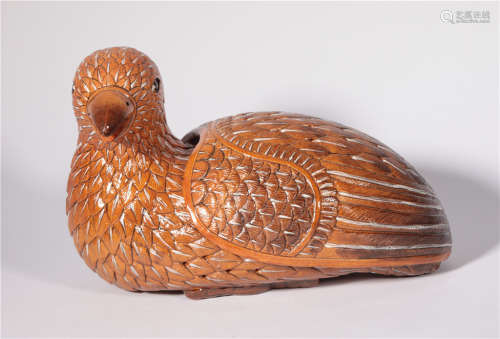 A Porcelain Quail Qing Dynasty