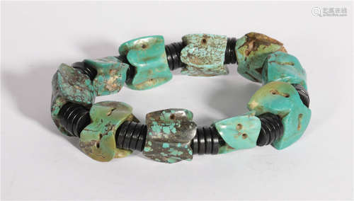 A Turquoise Beaded Bracelet