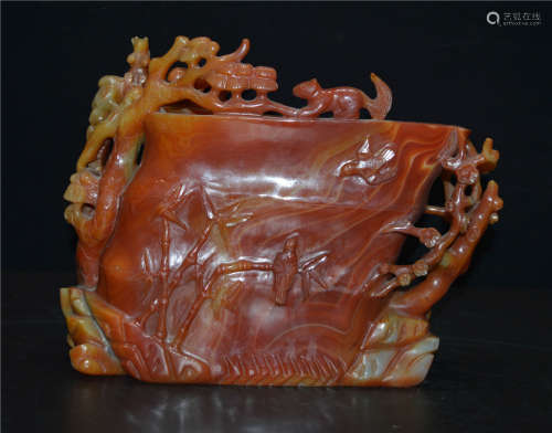 A Carved Agate Brush-pot Qing Dynasty