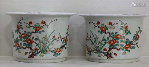 Pair Famille Rose Tanks Qing Dynasty