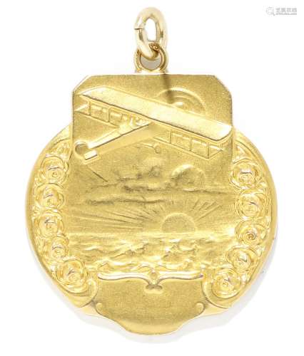 Medalla antiguo de oro amarillo de 18k.
