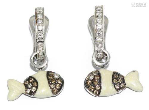 Pendientes en oro blanco de 18k con diamantes y esmaltes