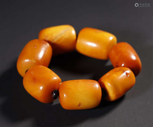 Ming Dynasty, Amber Bracelet