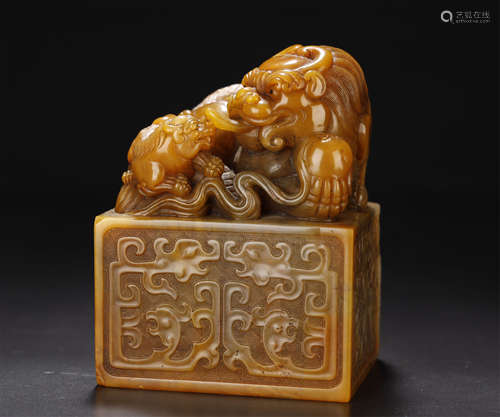 Old Collection Shou Shan Tian Huang Lion Square Seal