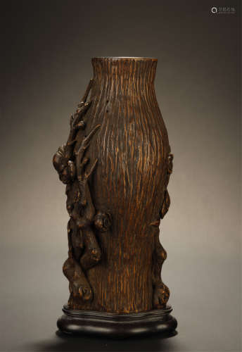Agarwood Flower Vase