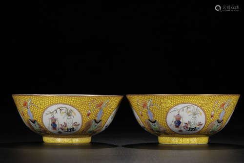 Pair Of Famille Rose Yellow-Ground Flower Bowls